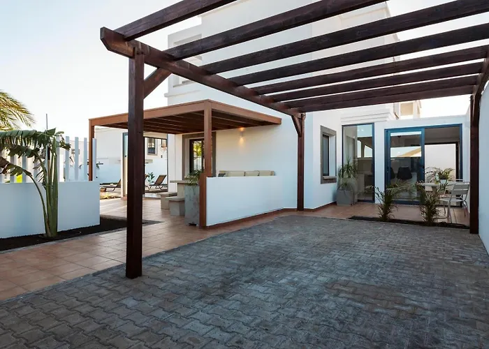 Zendaya * Yaiza (Lanzarote)