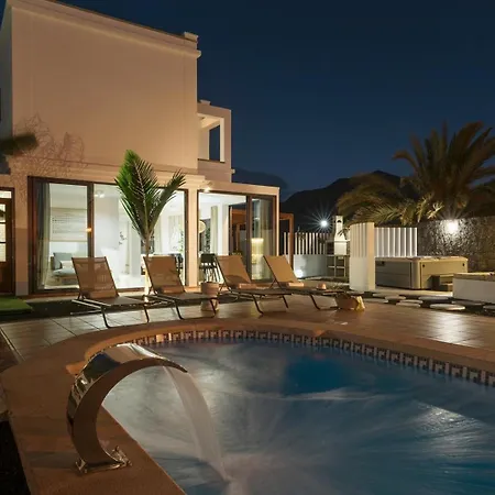 Zendaya Villa